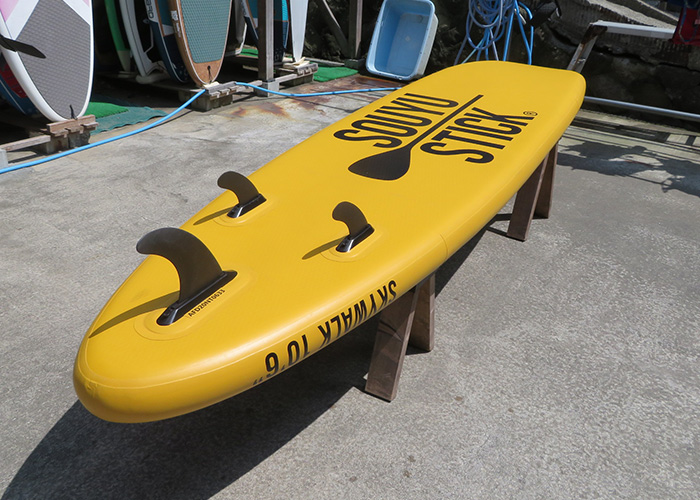 SOUYU STICK スカイウォーク 10’6”×31”×225L マスタード ￥66,000(税込) | コアアウトフィッターズ